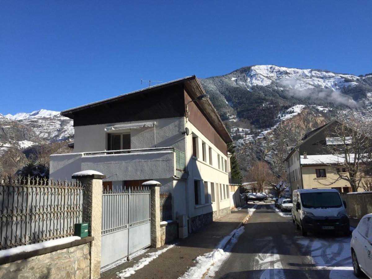 Superbe Appartement A Bourg D'Oisans Avec Terrasse Sud Le Bourg-dʼOisans المظهر الخارجي الصورة
